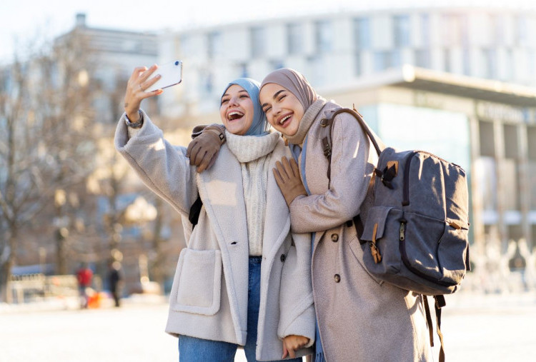 Puasa Bukan Halangan! Ini Tip Traveling Nyaman selama Ramadan