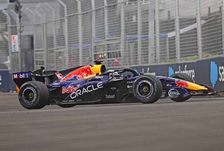 Max Verstappen Juara Sprint Race GP Singapura Setelah Start Basah