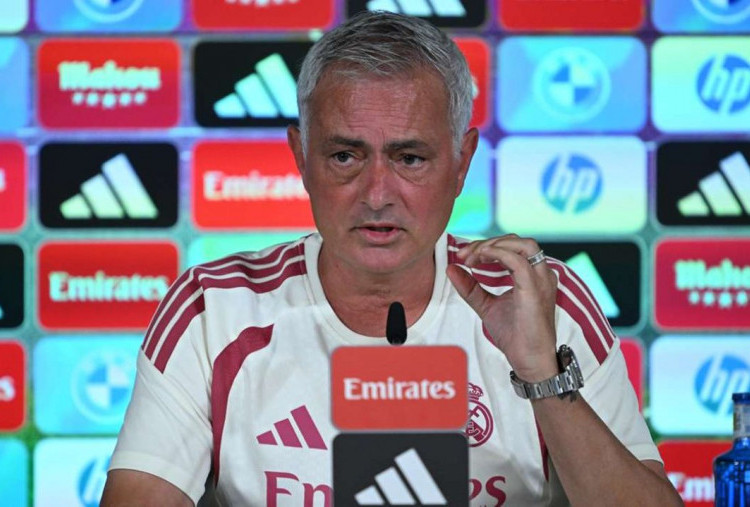 Mourinho Tak Khawatir Rodri Gabung Barcelona: Kami Punya Skuad yang Cukup