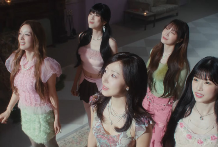 Lirik Dan Terjemahan Lagu Love Me More Milik Apink, Comeback Elegan dengan Nuansa Retro Modern