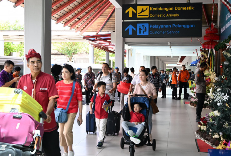 H-6 Jelang Natal, Kemenhub Catat 1,3 Juta Orang Bergerak Melakukan Perjalanan dengan Angkutan Umum