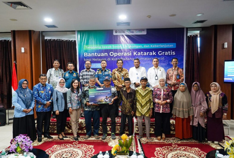 ASDP Gelar Operasi Katarak Gratis untuk 20 Nelayan Padang, Perluas Akses Layanan Kesehatan Mata