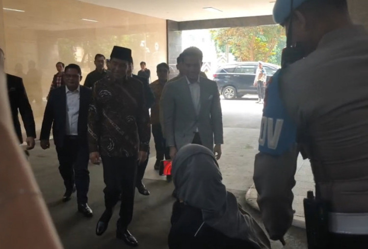 Jalani Klarifikasi Polisi, Jokowi Dikawal Paspampres