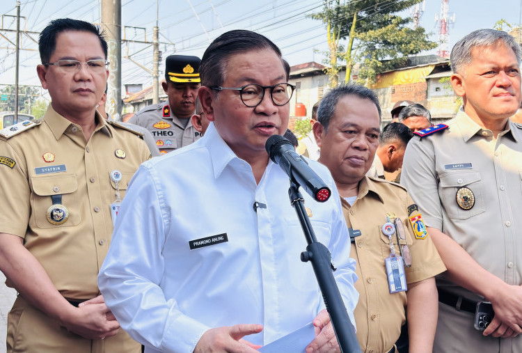 Kebut Benahi Kabel Semrawut di Jakarta, Pramono Ingin Gandeng Swasta