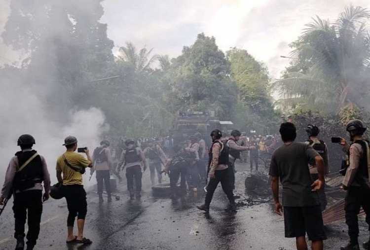 Bentrok Berdarah di Hari Ultah Ambon