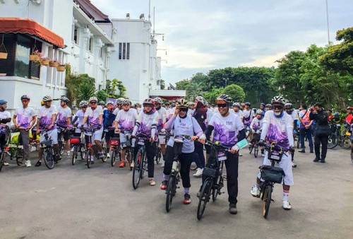 Pimpinan DPRD Surabaya Reni Astuti Gowes 55 Km Bersama Bike to Work dan 031 Brompton