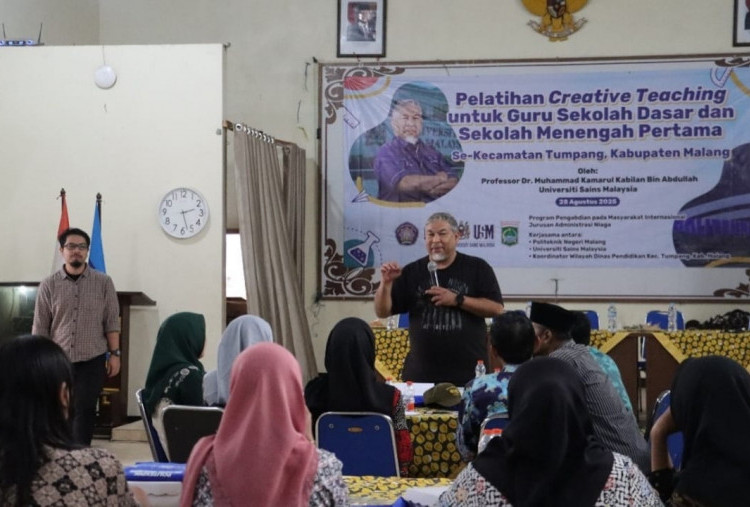 Polinema Gelar Creative Teaching untuk Guru di Tumpang, Gandeng Pakar dari Malaysia