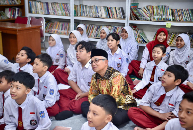 Wamendikdasmen Atip Pastikan Pembelajaran Mendalam Berjalan Efektif di Bandung