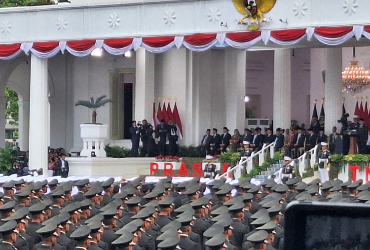 Prabowo Resmi Lantik 1.177 Perwira Remaja TNI-Polri