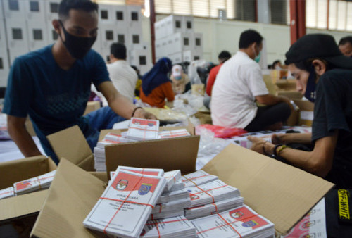 KPU Ungkap Pengiriman Logistik Pemilu untuk DPT Sudah 100 Persen
