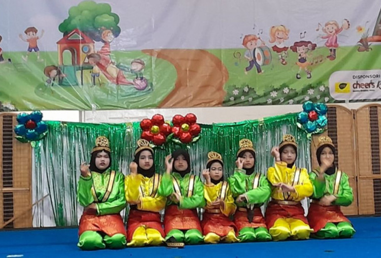 Puncak Hari Anak Nasional (HAN) di Surabaya Diiringi dengan Deklarasi dan Pentas Seni Budaya