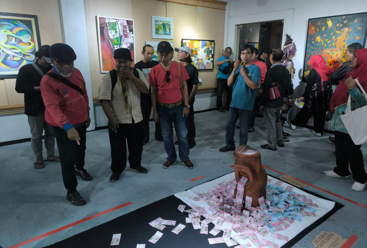 Komperta Gelar Pameran Seni Rupa Maneges, Ekspresi Spiritual dan Renungan Diri Para Perupa