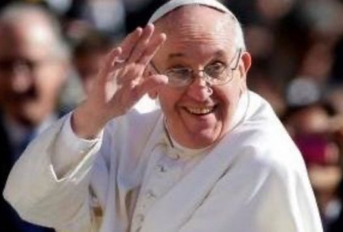 Pesan Misa Natal Paus Fransiskus: Hati Kami di Betlehem Dibayangi Agresi Israel