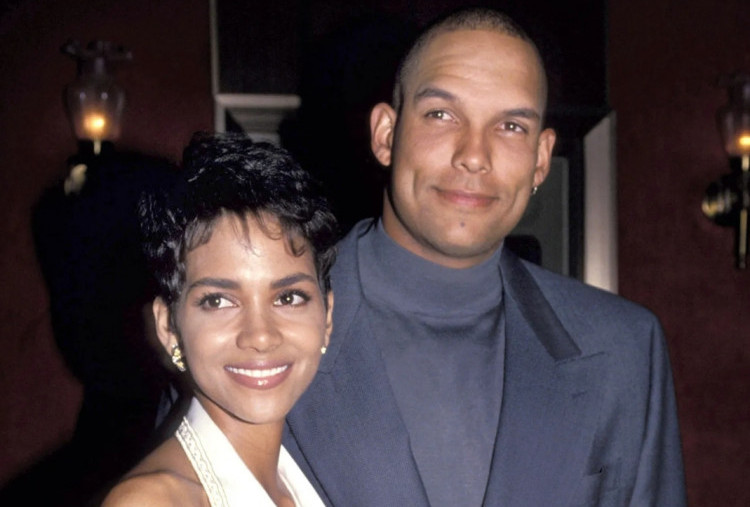 BELUM David Justice Ungkap Alasan Perceraian dengan Halle Berry
