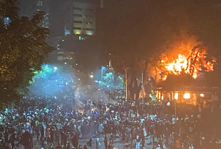 Ahli Konservasi PCU Beri Rekomendasi Restorasi Grahadi Usai Dibakar Oknum Massa