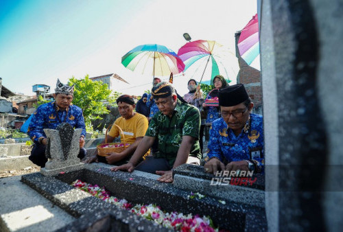 Tahun 2024 menandai ulang tahun ke-46 Taman Budaya Jawa Timur berdiri. Ali Ma’ruf berharap ritual ziarah ini dapat membangkitkan semangat dan etos kerja seluruh keluarga besar Taman Budaya Jawa Timur serta para seniman untuk terus mengabdi, melayani, melestarikan, dan mengembangkan kesenian.(Julian Romadhon/Harian Disway)