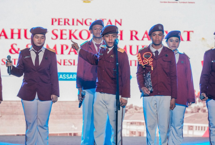 Setahun Sekolah Rakyat, Kemensos Buka Akses Pendidikan Gratis bagi 44 Ribu Anak, Gus Ipul: Saya Terharu