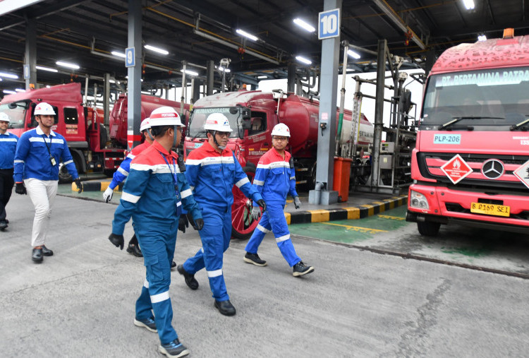 Jelang Tahun Baru, Menteri ESDM dan Pertamina Pastikan Stok BBM dan LPG Aman dan Tercukupi