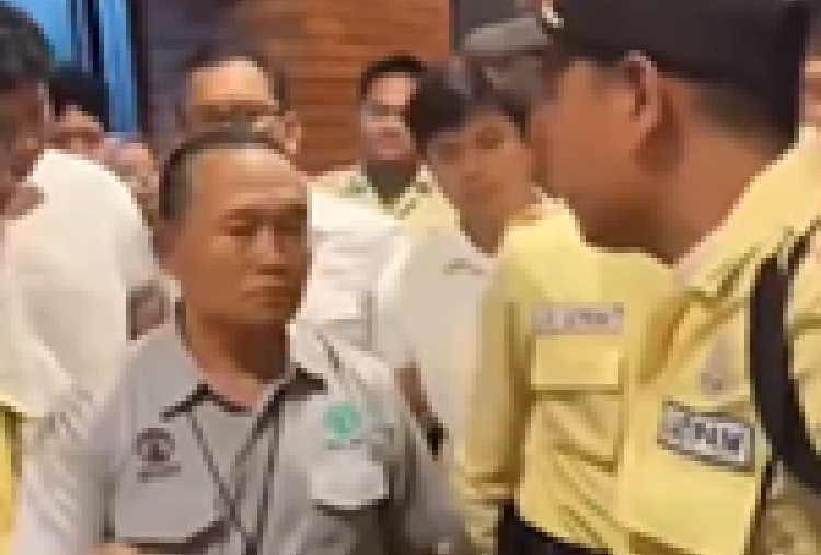 Kampus FH UI Chaos, 2 Mahasiswa Diduga Pelaku Kekerasan Seksual Diarak Massa