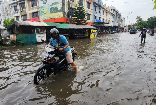 16 RT di Jakarta Tergenang Air Pagi Ini