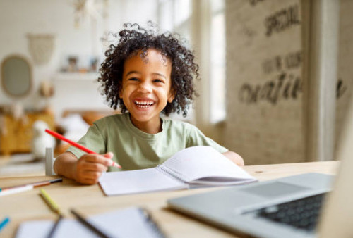 6 Tip Parenting untuk Mengatasi Anak yang Malas Belajar