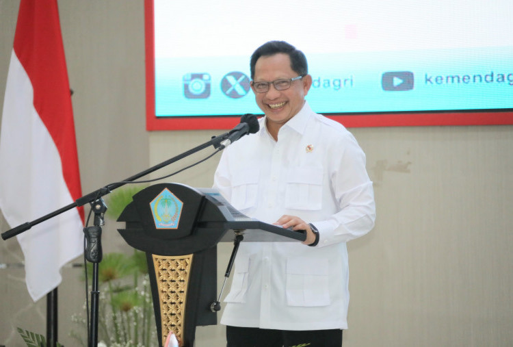 Peringatan Tito ke Pemda: Jangan Andalkan Transfer Pusat, Harus Inovatif Cari PAD