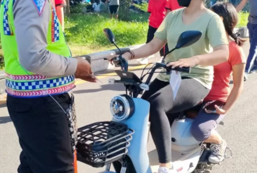 Sejumlah Pengendara Sepeda Listrik di Bogor Ditindak Polisi