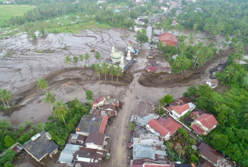 Sawah, Ladang, dan Bangunan Hancur Akibat Banjir Lahar Marapi, Tewaskan 37 Warga Dari 4 Kabupaten di Sumatra Barat