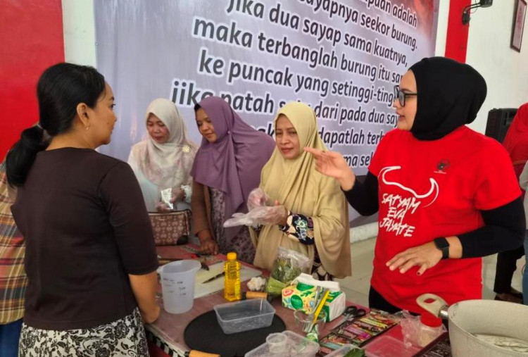 Gelar Pelatihan Memasak, DPC PDIP Kota Madiun Dorong Peluang Usaha Masyarakat