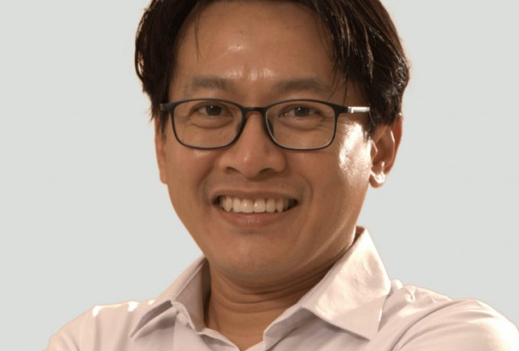 Cheng Yu Pilihan Wakil Dekan Bidang Sumber Daya FISIP Universitas Airlangga A. Safril Mubah: Zuo Shan Jiang Xiang