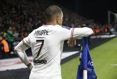 'Tendang' Ronaldo, Ten Hag Desak MU Datangkan Mbappe dari PSG