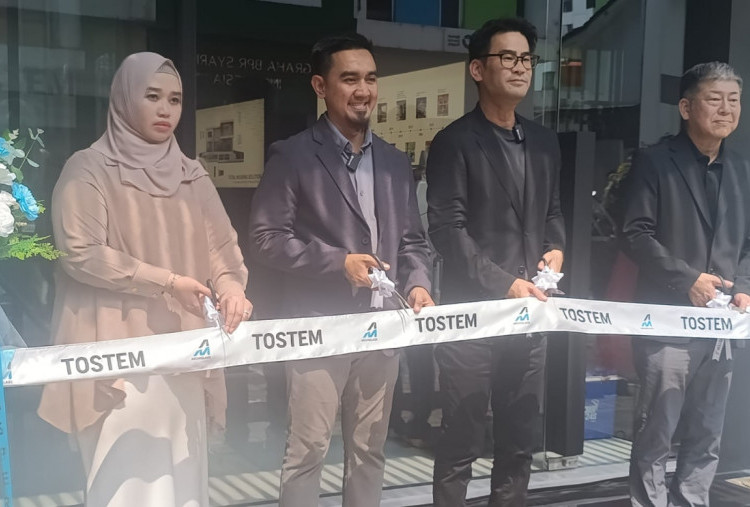 TOSTEM Studio Ciputat Hadir, Bawa Teknologi Pintu dan Jendela Aluminium Jepang dengan Garansi hingga 10 Tahun