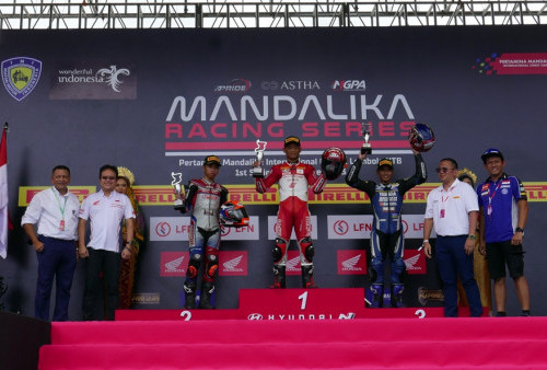 Rheza Danica Tercepat di Race 1 Sport 250 Kejurnas Mandalika Racing Series 2023