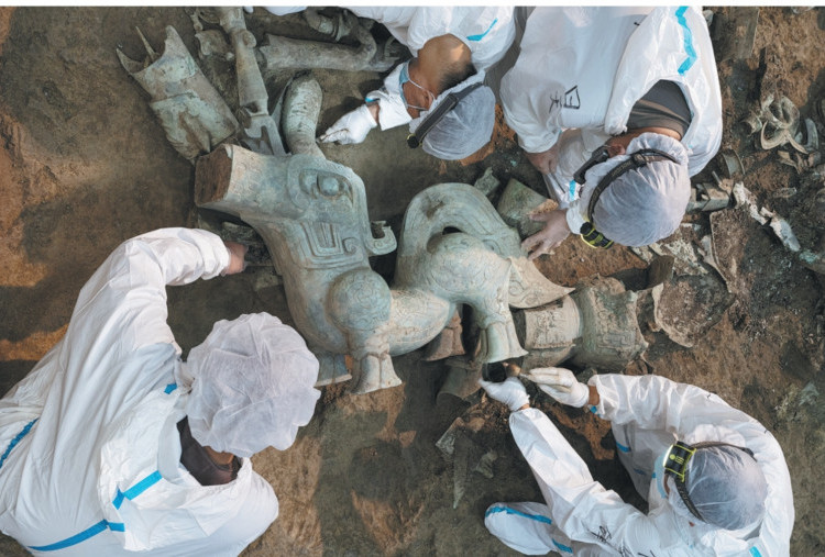 Emas, Perunggu, dan Misteri Kuno Sanxingdui, Jejak Peradaban Besar dari Tanah Shu