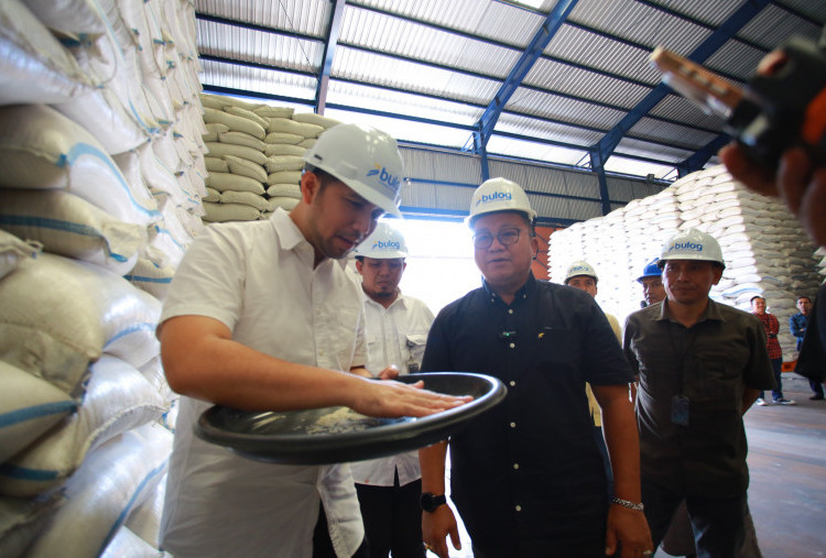 Serapan Gabah Tembus 884 Ribu Ton, BULOG Jatim Jaga Stabilitas Harga Pangan
