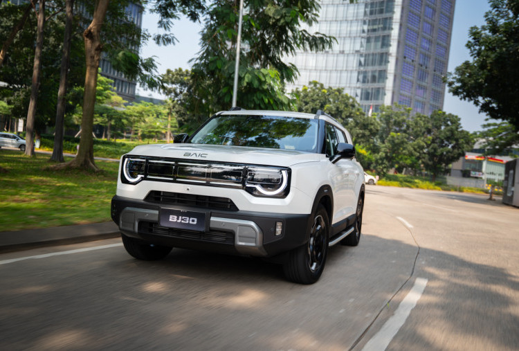 GIIAS 2025: Indonesia Jadi Negara Pertama Sambut BAIC BJ30 Hybrid Stir Kanan