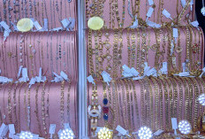 Harga Emas Cetak Rekor Tembus Rp3 jutaan per gram, Pakar Ungkap Penyebab Utamanya!