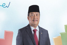 Menegangkan! Detik-detik Menteri KKP Sakti Wahyu Trenggono Pingsan Saat Upacara Pelepasan Jenazah Korban ATR 42-500