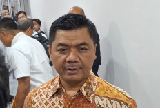 Viral! Bobby Kertanegara Kucing Prabowo Dijaga Ketat Polisi, Wamensesneg: Itu Tanggung Jawab Negara