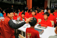 Gus Ipul Ajak Ratusan Siswa Sekolah Rakyat Ikrar Anti-Perundungan