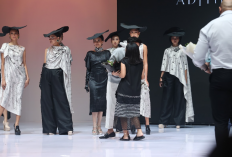 Batik Tampil Lebih Modern Berkat Sentuhan Elegan Aureate Collection di Indonesia Fashion Week 2026