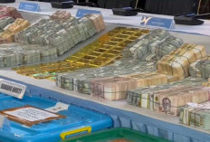 Ketika Polda Metro Pajang Barbuk Emas hingga Tumpukan Duit Asing Terkait Kasus Korupsi Batu Bara