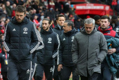 Kejutan! Legenda MU Ini Ungguli Solskjaer dalam Perebutan Kursi Manajer Interim Manchester United