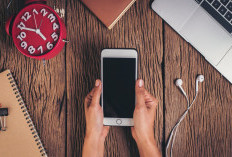 2 Cara Paling Ampuh Menghilangkan Iklan yang Sering Muncul Tiba-tiba di Layar HP