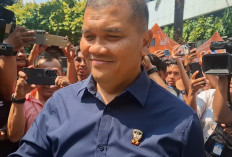 Ada Foto Jampidsus Febrie Adriansyah saat Polisi Geledah Rumah Mewah di Sentul, Benarkah?