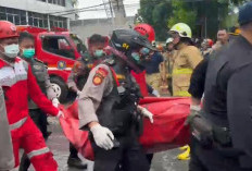 Sudah Dipadamkan Karyawan, Baterai yang Terbakar Malah Menyambar Hanguskan Gedung Terra Drone Kemayoran