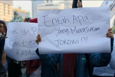 BEM SI Demo di Patung Kuda: Entah Apa yang Merasukimu Jokowi!?