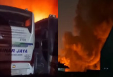 Kebakaran Besar Melanda Pangkalan PO Sinarjaya di MM2100 Cikarang, Begini Kondisi Terkininya