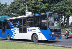 Ada Penyesuaian Layanan Transjakarta Imbas Demo Buruh di DPR Hari Ini, Cek Rute yang Tidak Layani Pelanggan