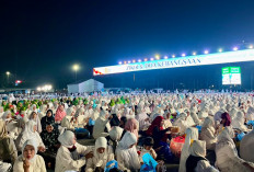 Zikir dan Doa Kebangsaan, Sholawat Menggema dari Ribuan Jemaah di Monas